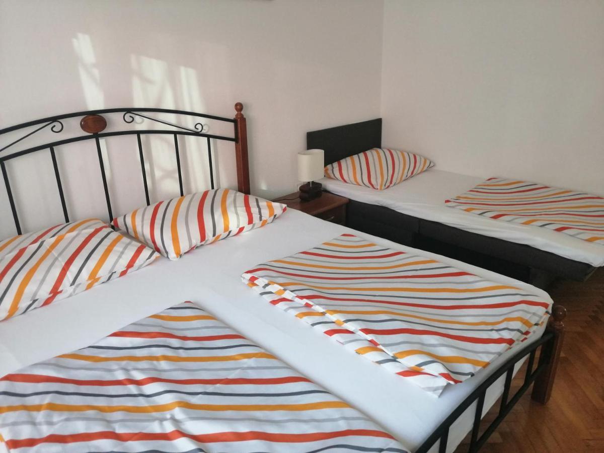 Apartman Mira Zaboric Esterno foto